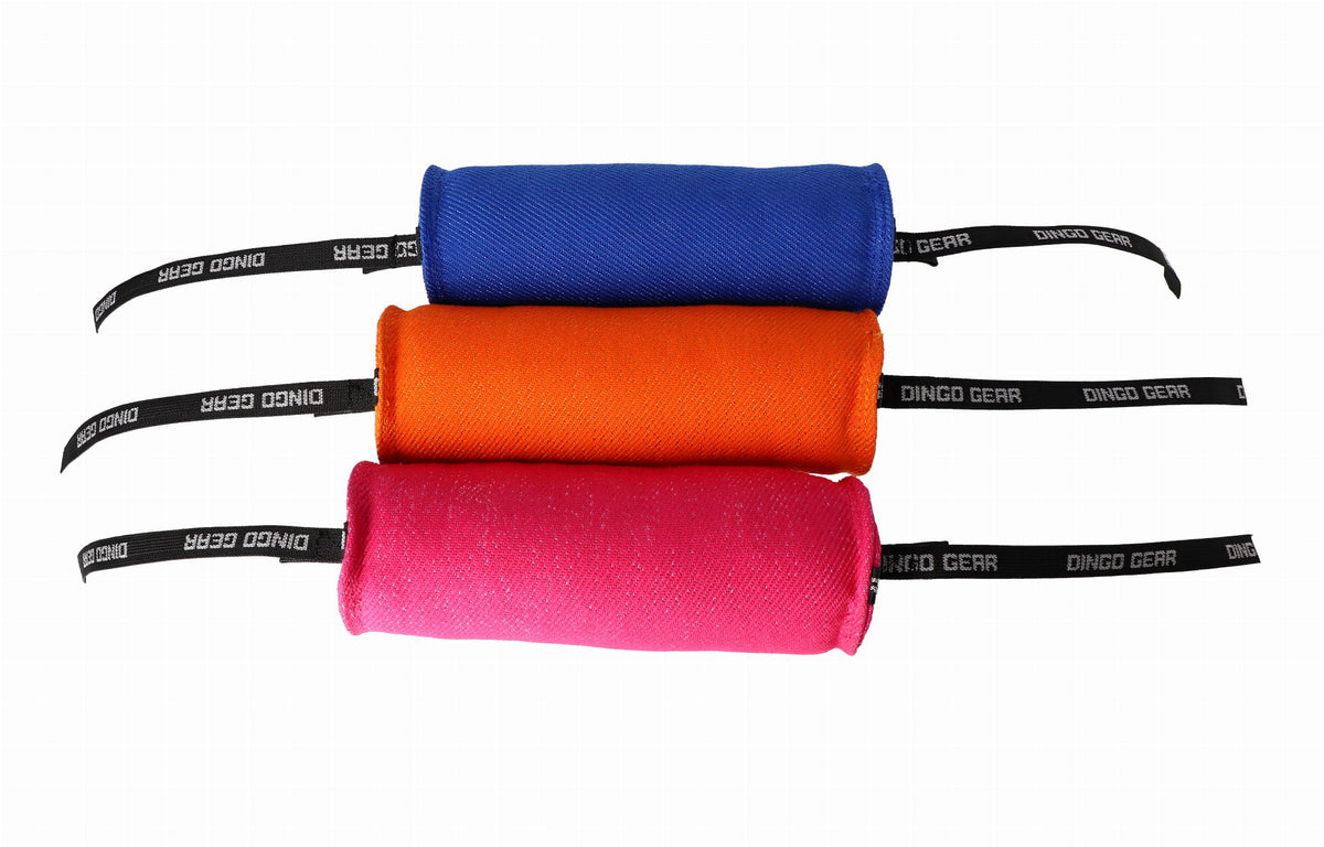 Dingo Gear – Играчка за тренировки: ролка с дръжки от текстилна лента, 10 × 29 cm