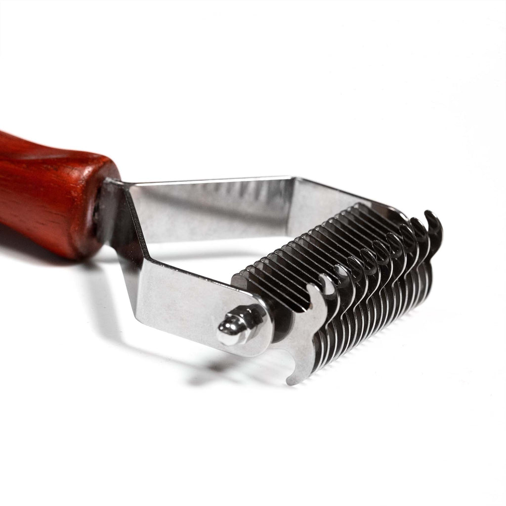 Двустранна четка – дървена дръжка със зъби от неръждаема стомана