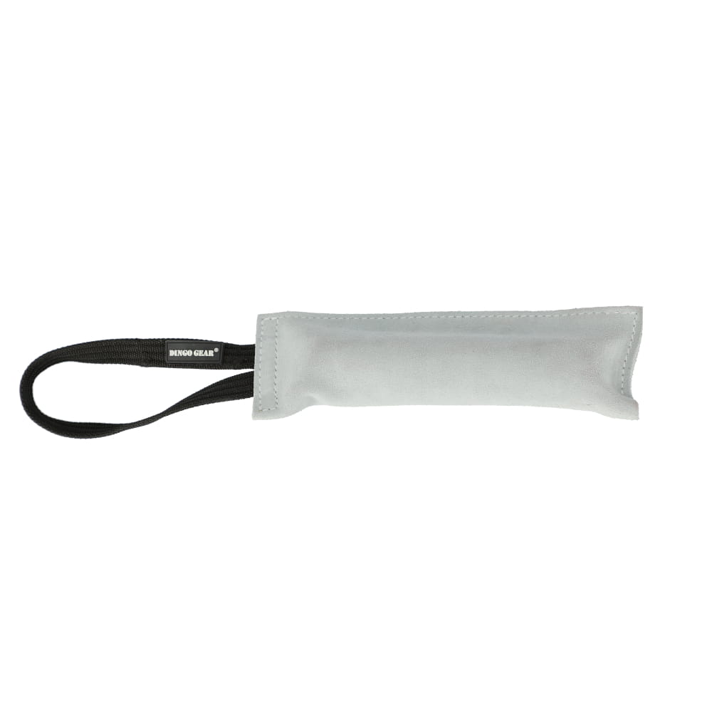 Dingo Gear – плюшена играчка за дърпане с овча вълна, дръжка и скърцащ звук